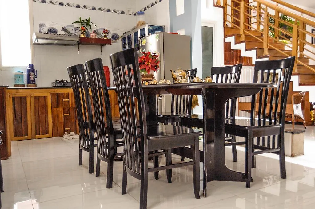 Son XI Homestay Hoi An Penzion